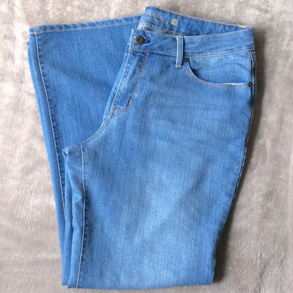 🐞 Faded Glory 16A Bootcut Jeans
